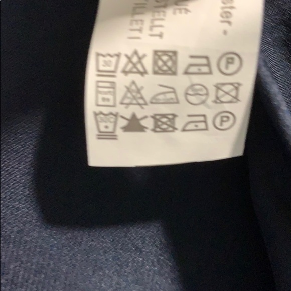 NWT. Zara Dark Blue Flowing Trench Coat. Size M-L. - Picture 8 of 8